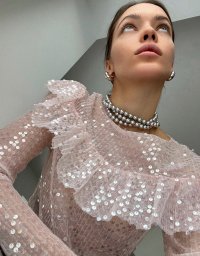 Чокер из серой майорки